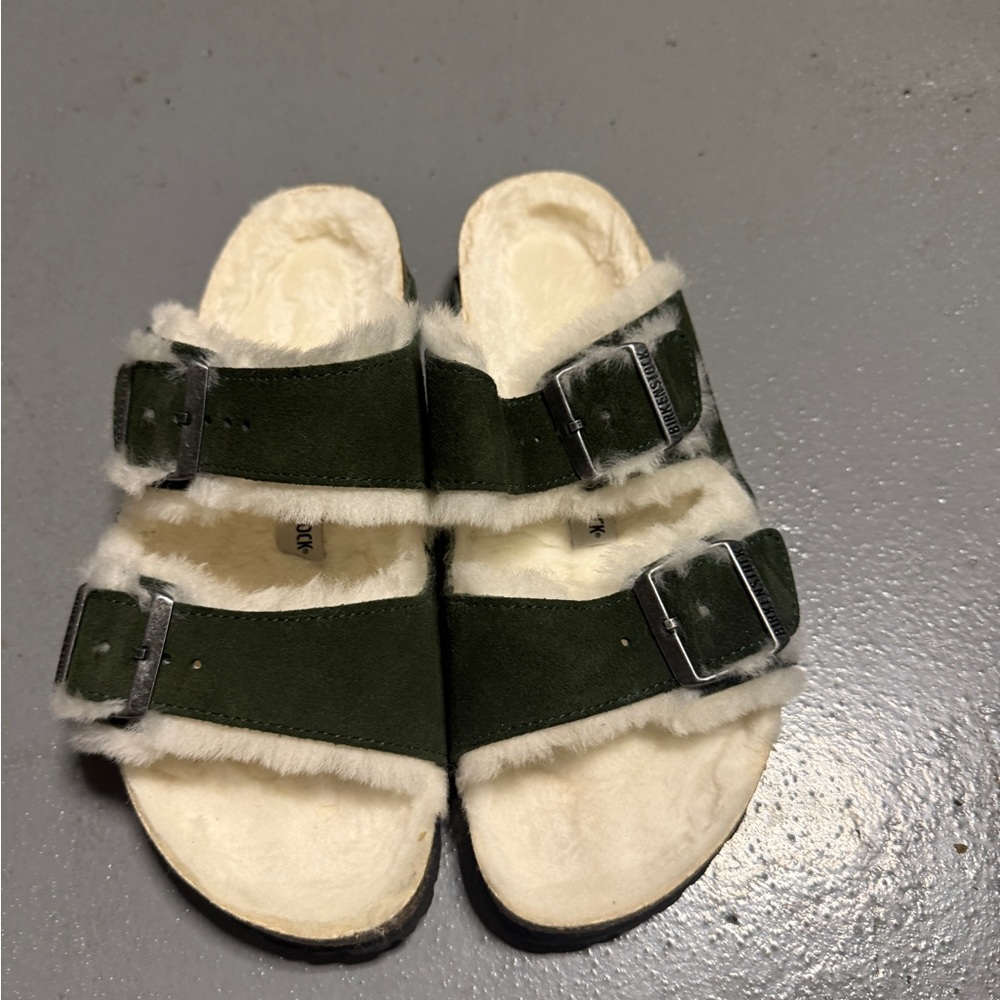 Birkenstock Arizona Shearling in Deep Forest
